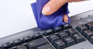 cara membersihkan keyboard