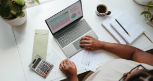 e business adalah